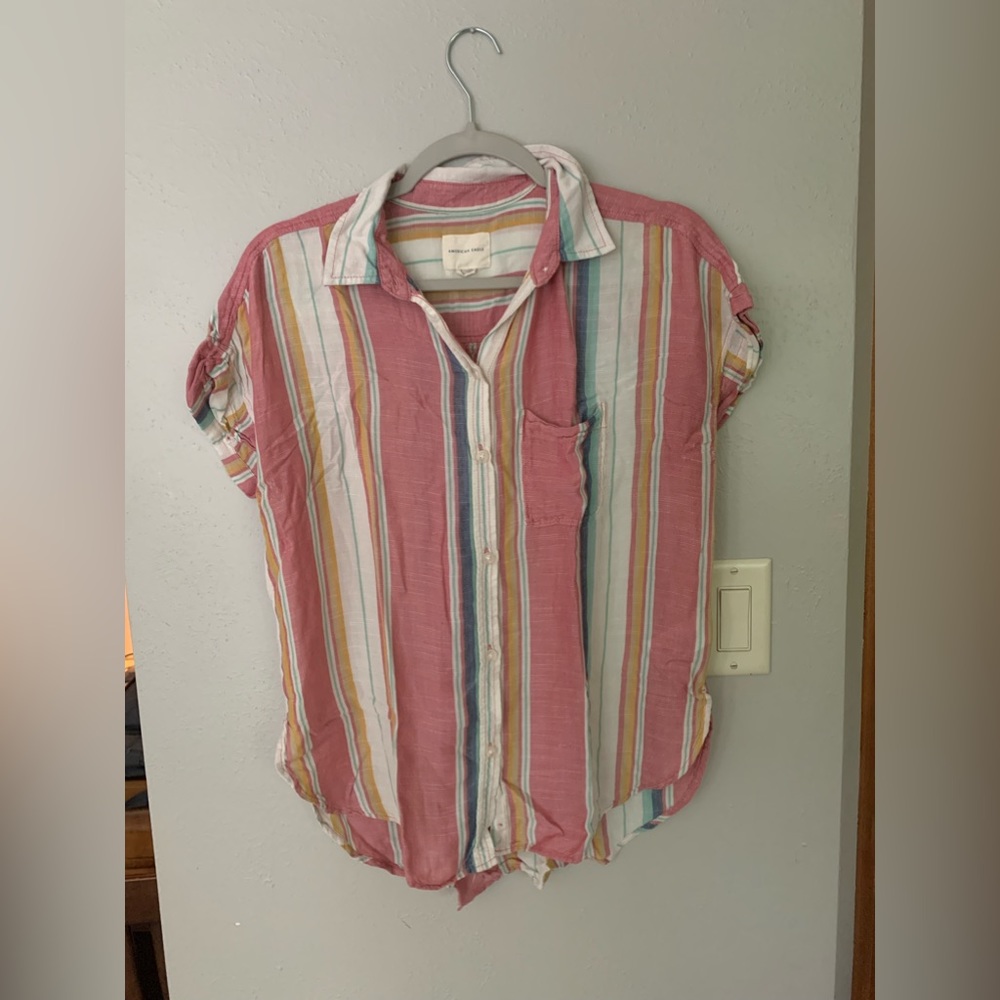 American Eagle colorful button down shirt